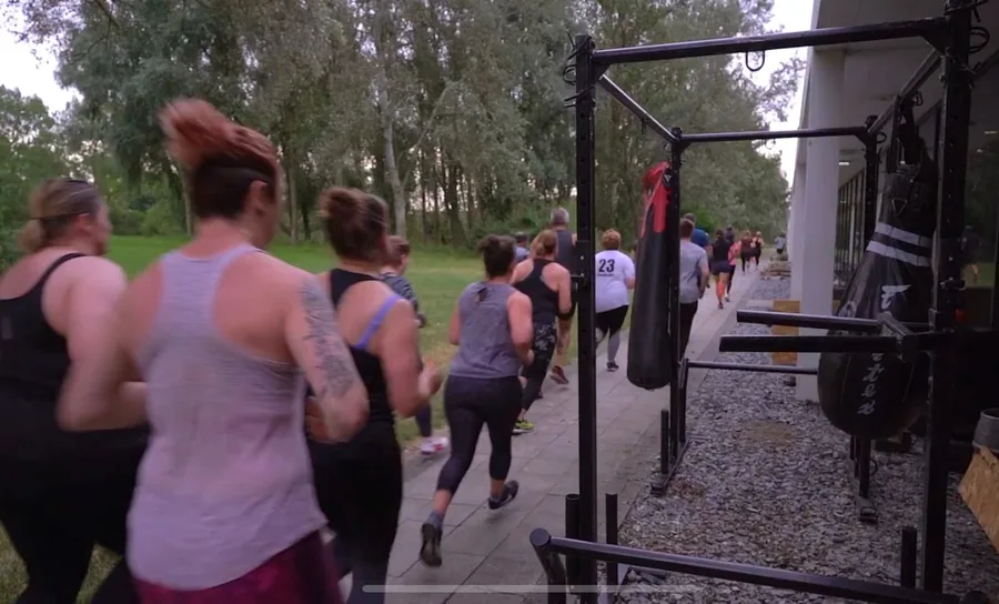 The GGMK run club heading out from the gym